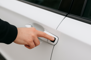 Die Zukunft der Autoschlüssel: von der Schlüsselkarte zum biometrischen Zugang 